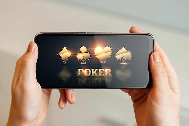 Antarmuka aplikasi mobile centil11 menampilkan menu sportsbook, live-dealer, dan slot